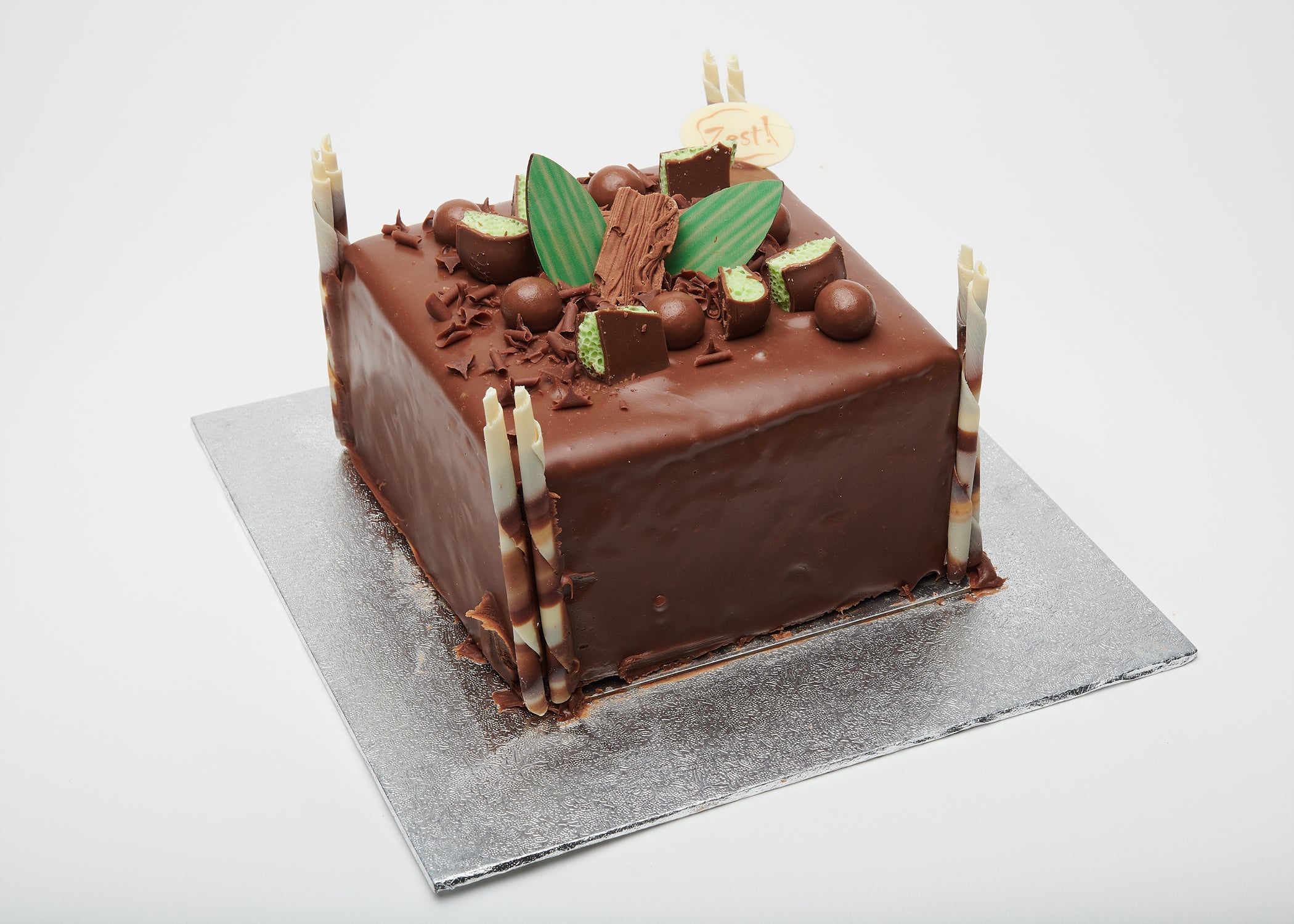 Sue's Gooey Chocolate cake... - Sue Cakes - Surangie Dias | Facebook
